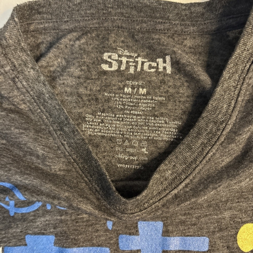 Disney Stitch Men's Medium Gray Graphic T-Shirt Lilo & Stitch Tropical Flowers - Picture 2 of 5